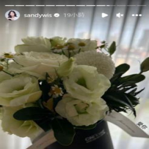 Sandy七夕过完才惊觉「尪有买礼物」！感动读卡片：每天都在演浪漫满屋